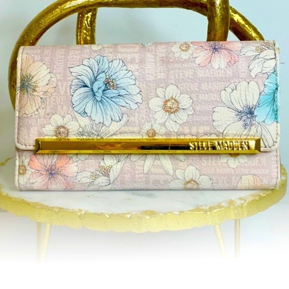 STEVE MADDEN Blush Floral Trifold Wallet Wristlet | NWOT Authentic - Picture 8 of 13